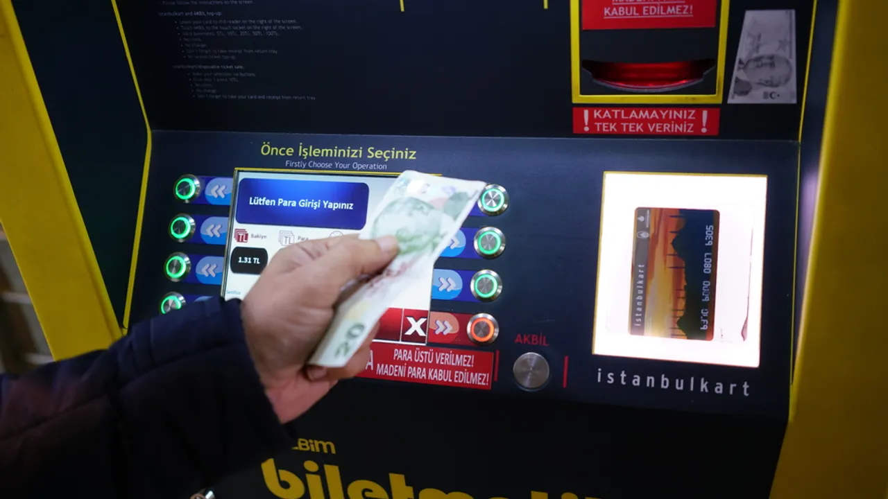 Istanbul Da Toplu Tasimaya Zam Geldi Paradurumu Com