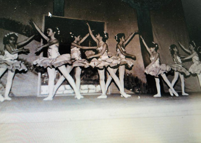 Adam, Kadın ve Lastik resim: 0