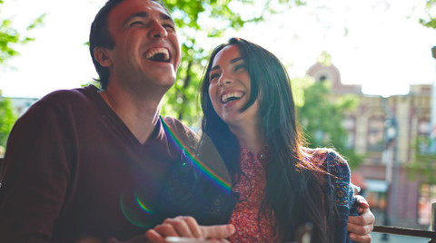 Gülmenin tahmin etmediğiniz bir etkisi var!