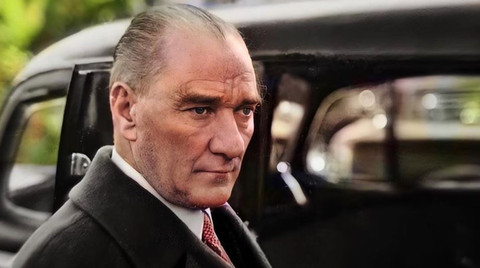 Ulu Önder Mustafa Kemal Atatürk'ü saygıyla anıyoruz