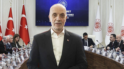 TÜRK-İŞ’ten toplumu tebessüm ettirme şartı