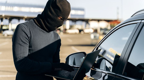 Akıllı otomobillerde hacker riski! Şarj ederken dikkat