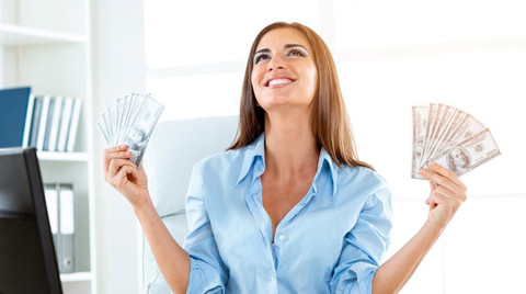 Para konularında kadınlar mı erkekler mi daha iyi?