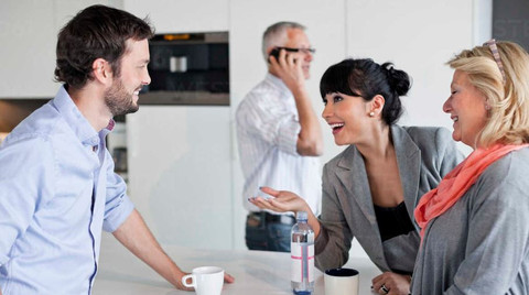 Ayaküstü konuşmaları daha etkili hale getirebilecek 5 soru