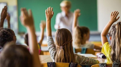 Ücretli öğretmen maaşı 2023