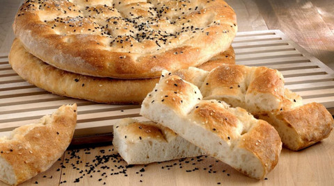 Ramazan pidesini evde kendiniz yapın