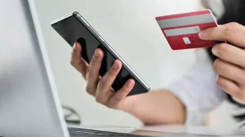 Telefonunuzdaki Uygulamalara Dikkat: Banka Hesabınızı Saniyeler İçinde Boşalabilir! resim: 0