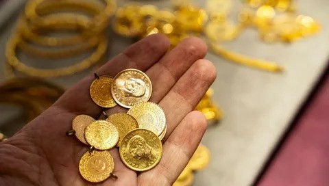 Altın Fiyatlarında Sert Düşüş: Gram Altın 5 Bin Lira Bandına Geriledi! resim: 0