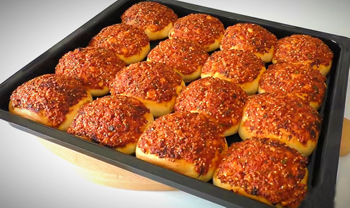 Hatay mutfağının vazgeçilmezi: Biberli ekmek nasıl yapılır?  resim: 0