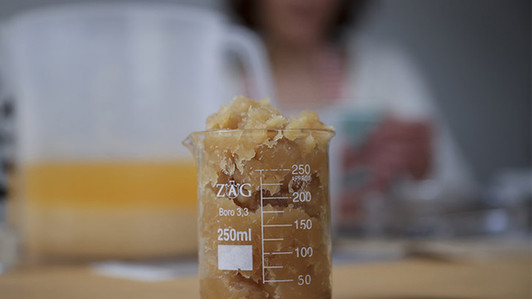 Mutfaktan çıkan kadın girişimci atıktan çevreci sabun üretti resim: 2