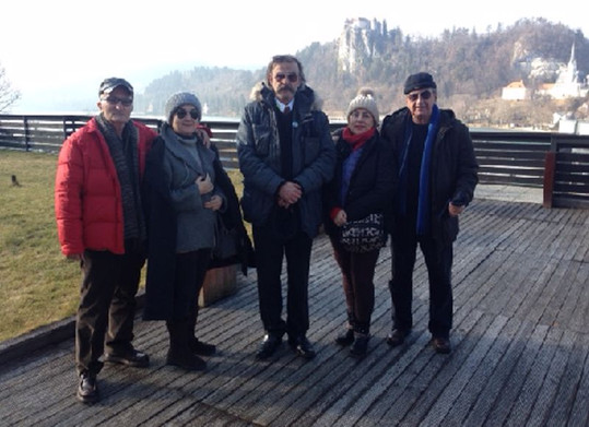 Karşılıksız Aşk, Heykel ve Masal Beldesi Göl resim: 6