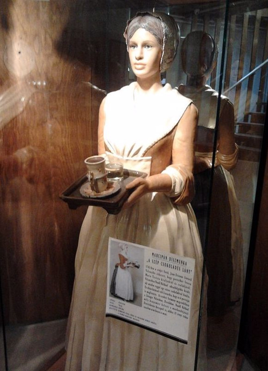 Marzipan, Szentendre ve Knidos resim: 3