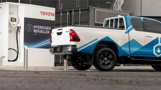 Toyota'dan karbonsuz gelecek adımı: Hilux prototipi özellikleri neler?  resim: 0