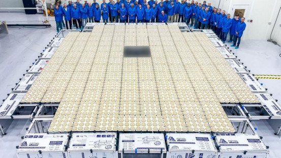 Yıldızlardan daha parlak: Tetris bloğuna benzeyen Bluewalker 3 gökyüzünü aydınlatıyor resim: 1