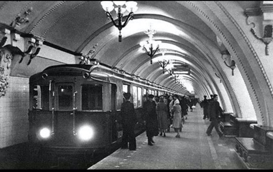 Bir Zamanlar Moskova resim: 2