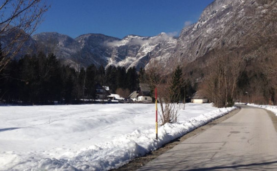 Karşılıksız Aşk, Heykel ve Masal Beldesi Göl resim: 9