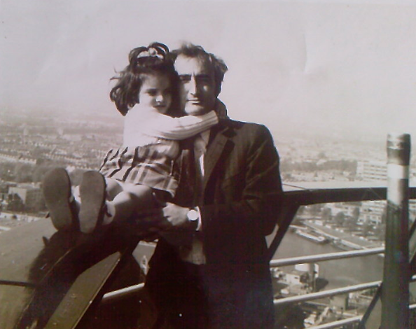 Park, yürüyen ceket ve kule resim: 3