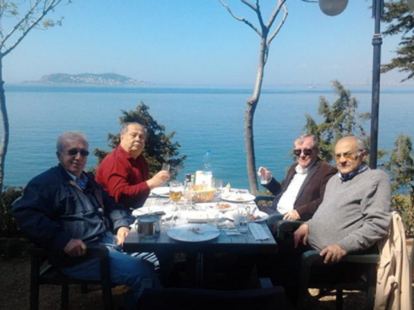 Tadına Doyulmaz Aile ve Dost Meclislerinin... resim: 1