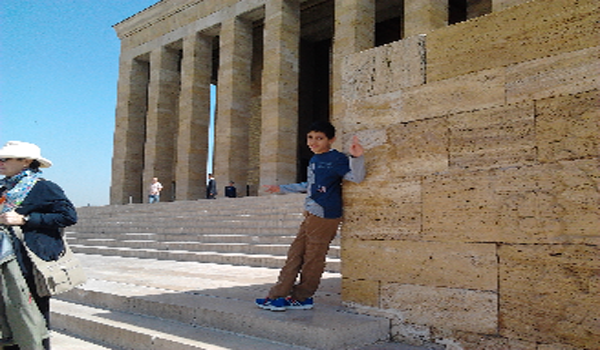 Torunumla Birinci Meclis, Anıtkabir ziyareti ve Cumhuriyet Müzesi resim: 3