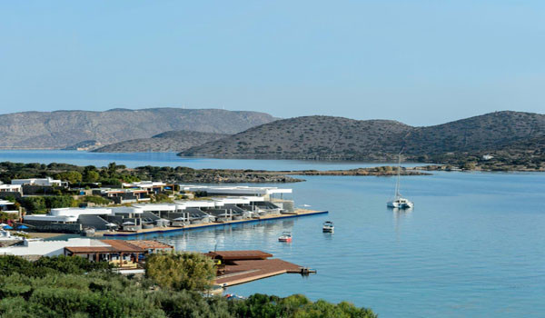 Lüks otelleri ve plajlarıyla popüler bir tatil beldesi: Elounda - Girit resim: 2