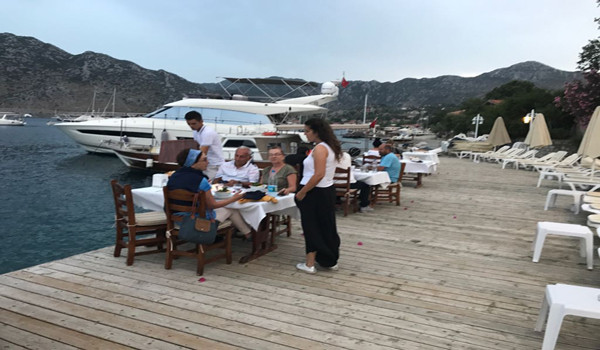 Muhteşem koy, deniz ve sakinliği ile Selimiye! Fethi Denizmen yazdı resim: 3