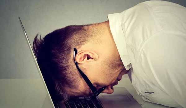 İş hayatında tükenmişlik sendromuyla baş etmenin yolları resim: 0