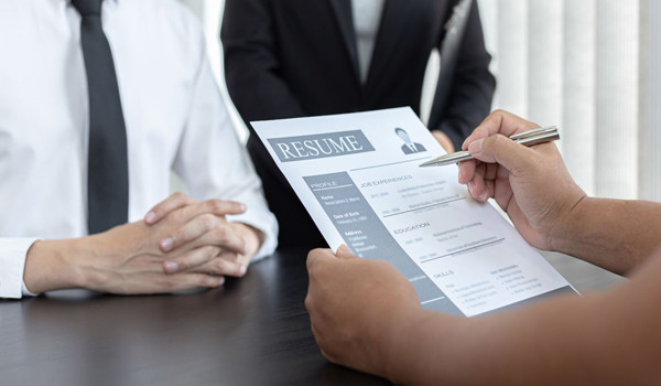 Mülakatta öne çıkmak için ne yapmalı? resim: 0