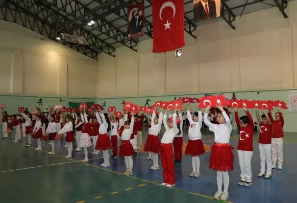 23 Nisan Coşkusu Yurdu Sardı: İşte 106. Yıla Özel Renkli Görüntüler! resim: 2