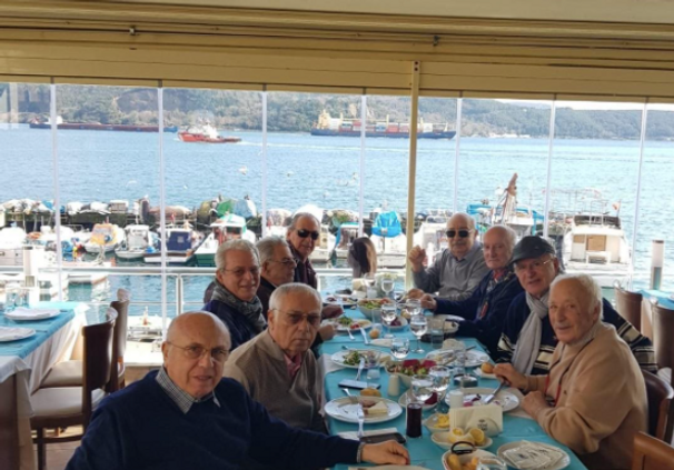 Tadına Doyulmaz Aile ve Dost Meclislerinin... resim: 2