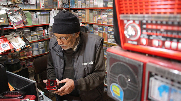 Çarşının son kasetçisi!  resim: 0