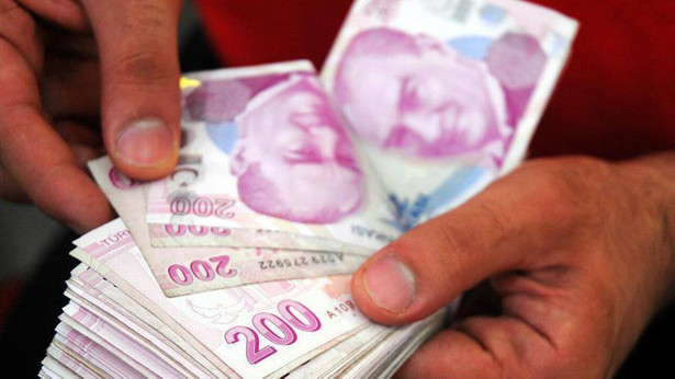 Emekliye 2025 Yazında Zam Yağmuru: Refah Payı ve Taban Aylık Artışıyla Yeni Maaşlar Masada! resim: 0