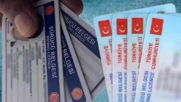 Ehliyet Taşıma Zorunluluğu Tarihe Karıştı: Kimlik Kartlarına Entegrasyon Dönemi... resim: 0