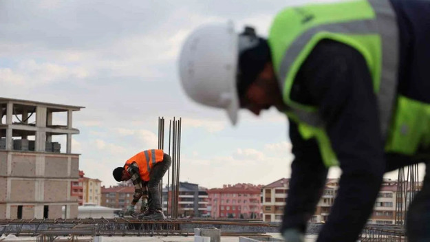 Belgesiz Usta Dönemi Kapanıyor! 