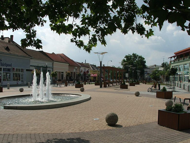 Tuna’nın İki Yakası: Sturovo ve Estergon resim: 2