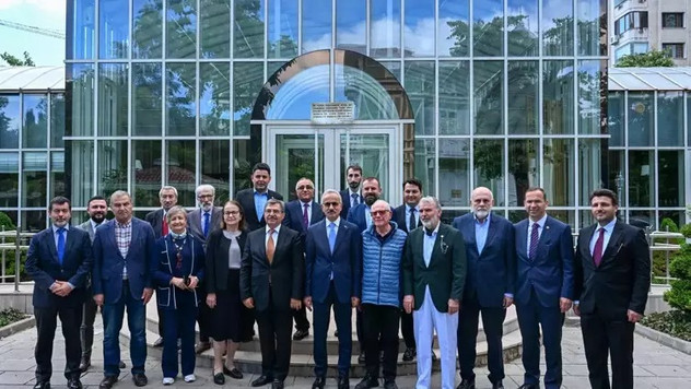 Ankara-İstanbul Arası 80 Dakikaya İnecek: Türkiye Süper Hızlı Tren Dönemine Giriyor! resim: 0