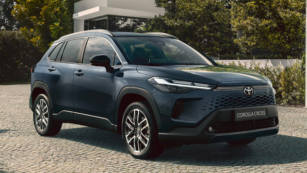 Toyota'dan Türkiye'ye Yeni Hibrit Güç: Corolla Cross Hybrid Yollarda! resim: 0