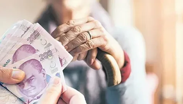 Yaşlı ve Engelli Aylıkları Hesaplara Yatmaya Başladı: Toplam 6,21 Milyar Lira Vatandaşlara Ulaşıyor resim: 0