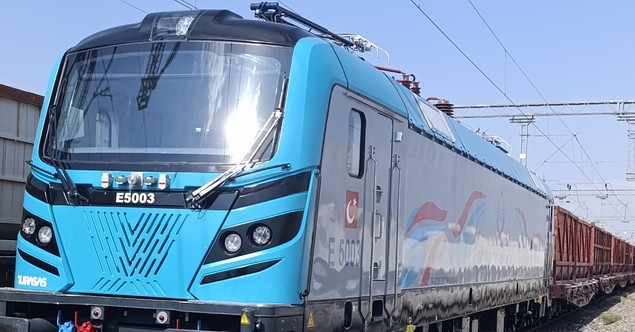 Türkiye'nin Gururu Raylarda! Yerli Lokomotif E5000 İlk Seferini Tamamladı resim: 0