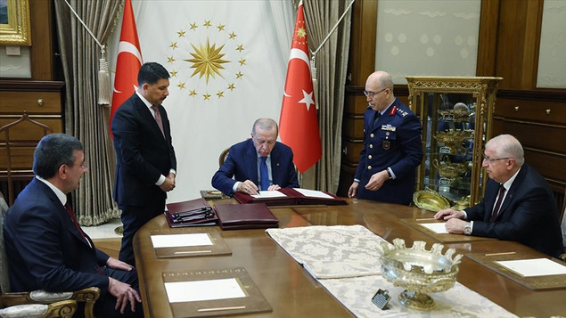Yüksek Askeri Şura Kararları Resmi Gazete'de: TSK'nın Komuta Kademesi Yeniden Şekillendi resim: 0