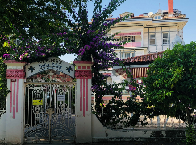 Adalıların Umutla Beklediği resim: 0