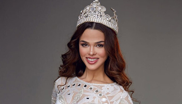 Best Model Of The World 2017 Aslıhan Karalar'ın Para Karakteri
