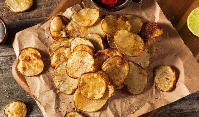 Leziz ve sağlıklı cipslere hazır mısınız? Lezzeti ile damaklarda iz bırakacak bir tarif… resim: 0