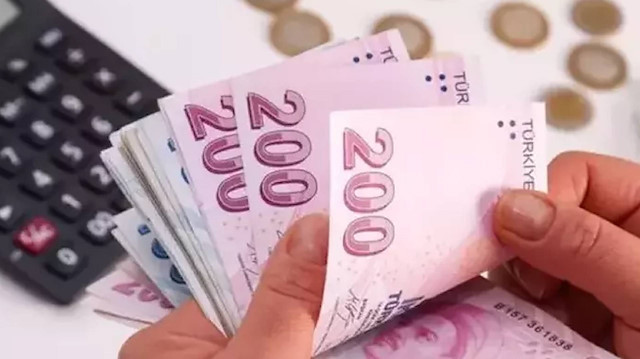 2026 Asgari Ücreti Ne Kadar Olacak? 28 Bin Mi, 30 Bin Mi? Yüzde 14'lük Ek Zam Masada Mı? resim: 0