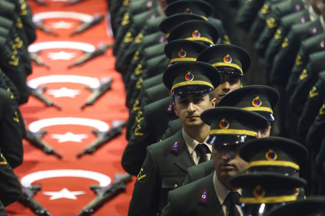 Astsubay Maaşları Ne Kadar Oldu? Güncel Maaşlar resim: 0