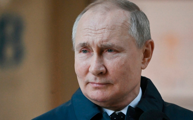 Putin'in hareketleri sağlığı konusundaki endişeleri gündeme getirdi! Hastalığı ne? resim: 0