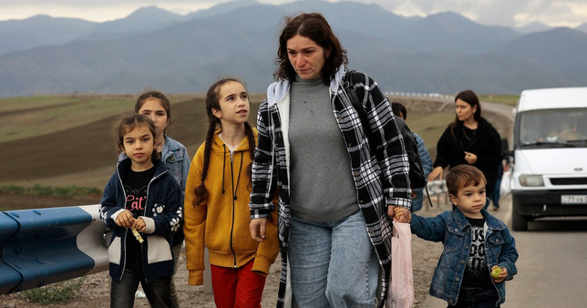 BM: Karabağ'dan Ermenistan'a giden Ermenilere kötü muamele bildirilmedi resim: 0