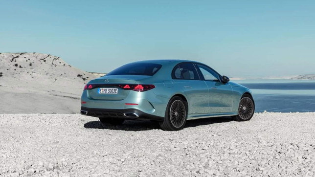 2024 Mercedes-Benz E-Serisi: Göz Alıcı Tasarım ve Yenilikçi Özellikleriyle Hayran Bıraktı resim: 3