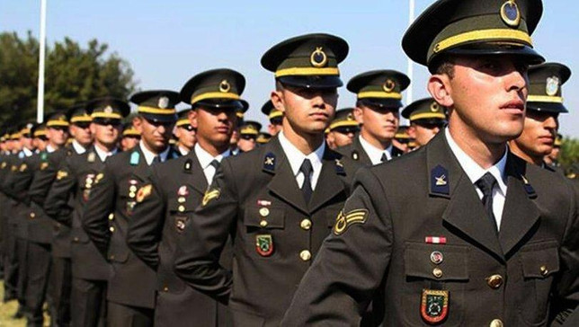 Astsubay Maaşları Ne Kadar Oldu? Güncel Maaşlar resim: 1