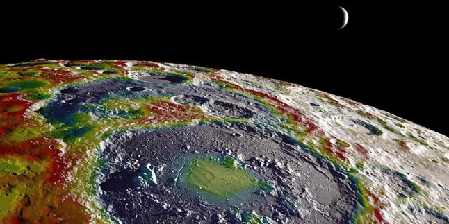 Ay'ın Gizemli Güney Kutbu: Neden Bu Kadar Çekici? resim: 1