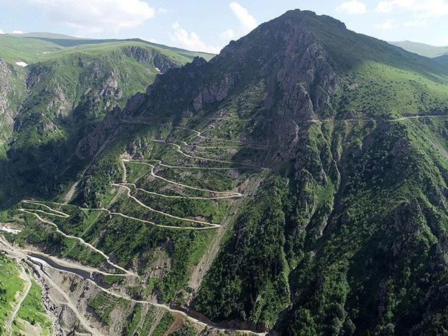 O Ülkeleri Geride Bıraktı! Dünyanın En Tehlikeli Yolu Türkiye'de Seçildi: Hata Payı Sıfır... resim: 0